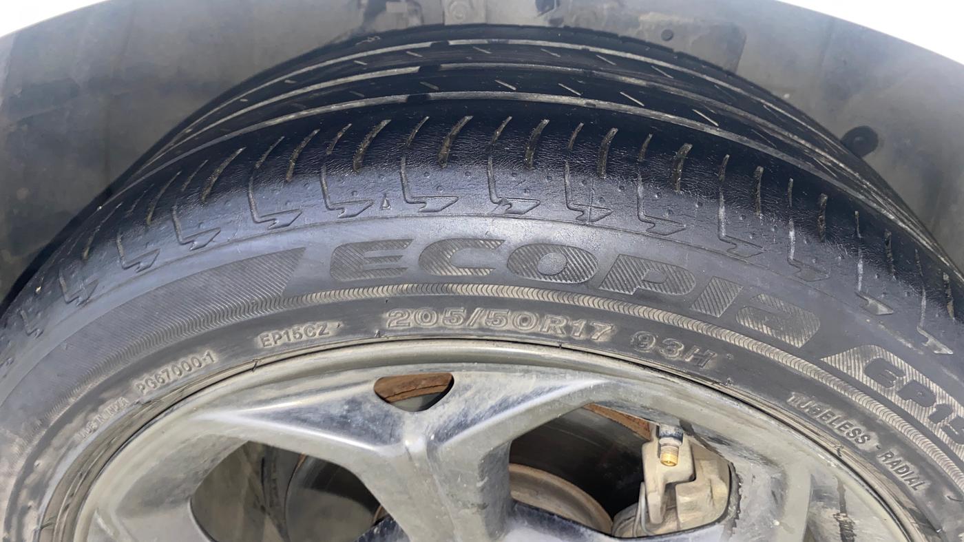 2019 Ford Ecosport TITANIUM 1.0L ECOBOOST SPORTS(SUNROOF), Petrol, Manual, 12,345 km, Right Front Tyre Tread