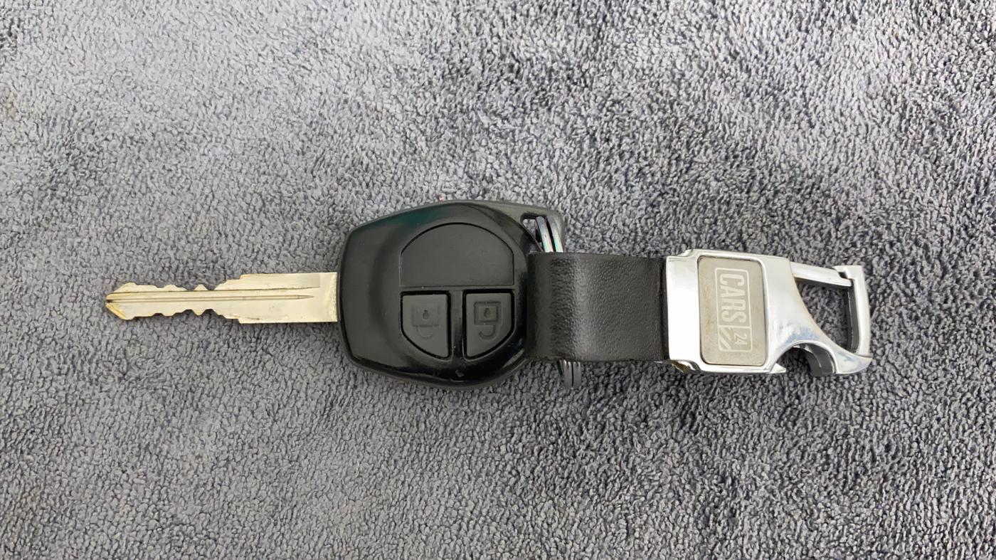 2015 Maruti Wagon R Stingray VXI, Petrol, Manual, 28,862 km, Key Close Up