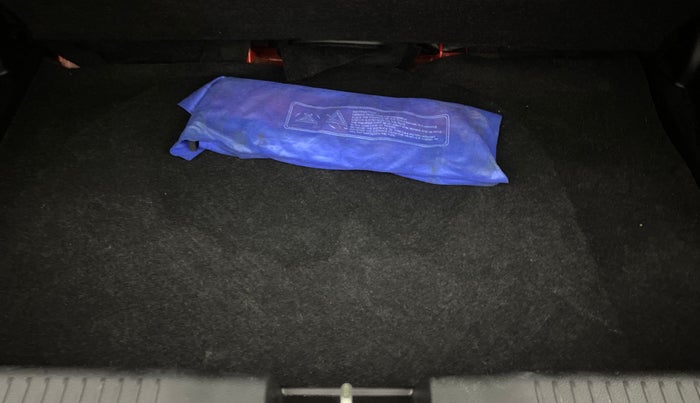 2024 Maruti Swift VXI, Petrol, Manual, 10,204 km, Boot Inside