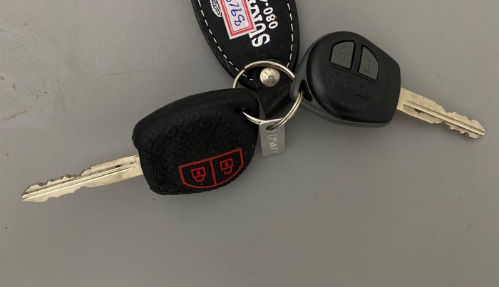 2024 Maruti Swift VXI, Petrol, Manual, 10,204 km, Key Close Up