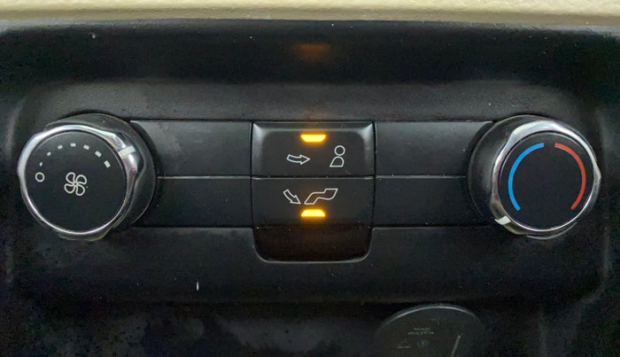 2018 Ford Endeavour 3.2l 4X4 AT Titanium, Diesel, Automatic, 35,286 km, Rear AC Temperature Control