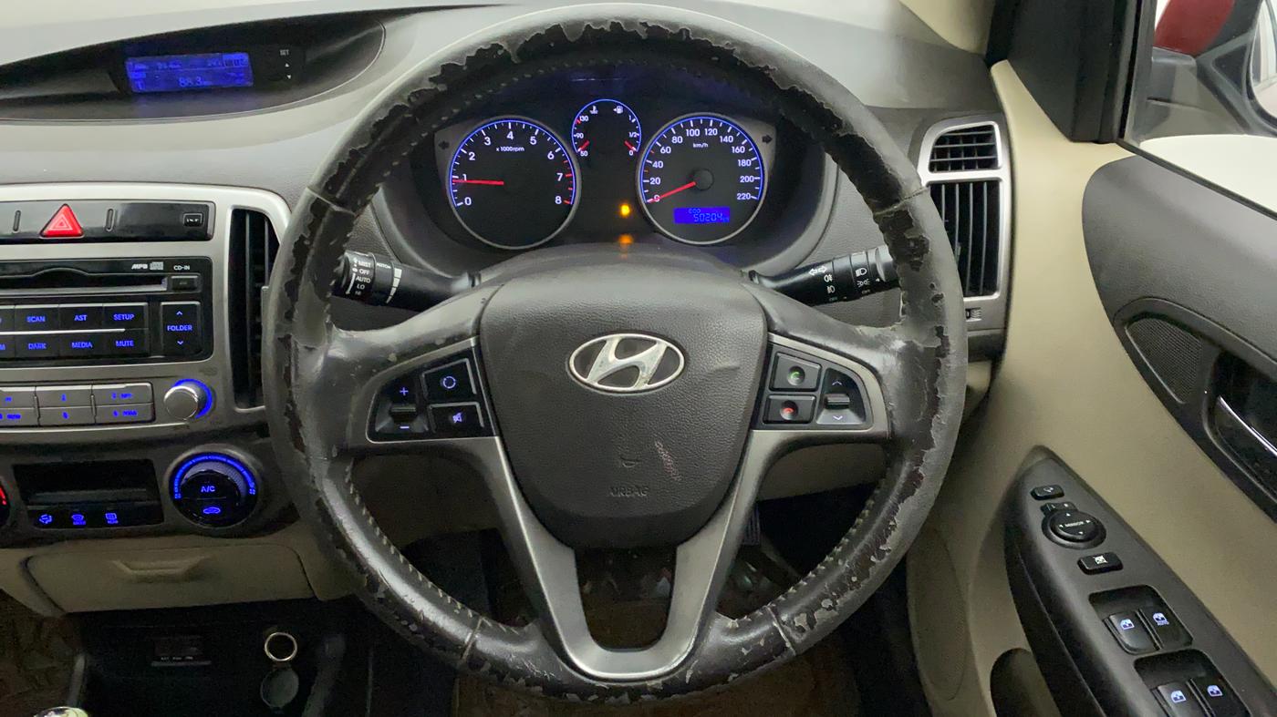 2012 Hyundai i20 SPORTZ 1.2, Petrol, Manual, 50,381 km, Steering Wheel Close Up