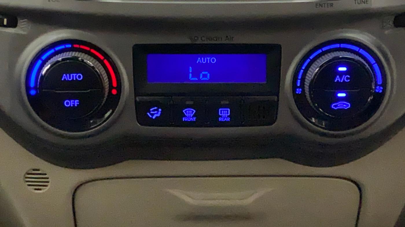 2012 Hyundai i20 SPORTZ 1.2, Petrol, Manual, 50,381 km, Automatic Climate Control