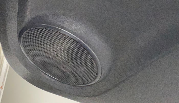2014 Maruti Ritz VXI, Petrol, Manual, 68,467 km, Infotainment system - Rear speakers missing / not working