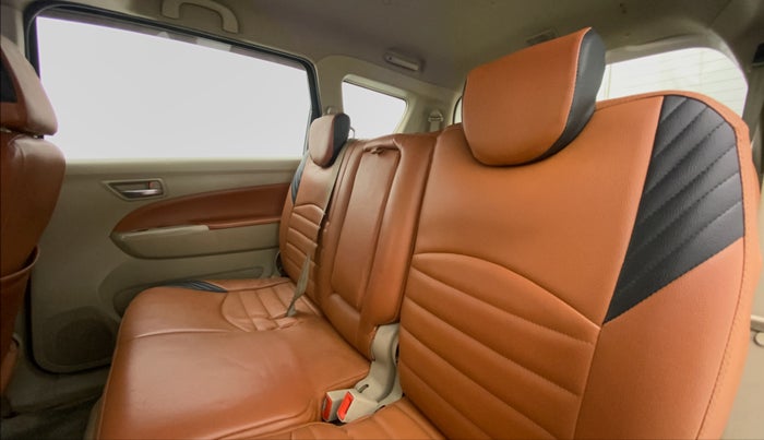 2017 Maruti Ertiga ZDI PLUS SHVS, Diesel, Manual, 96,839 km, Right Side Rear Door Cabin