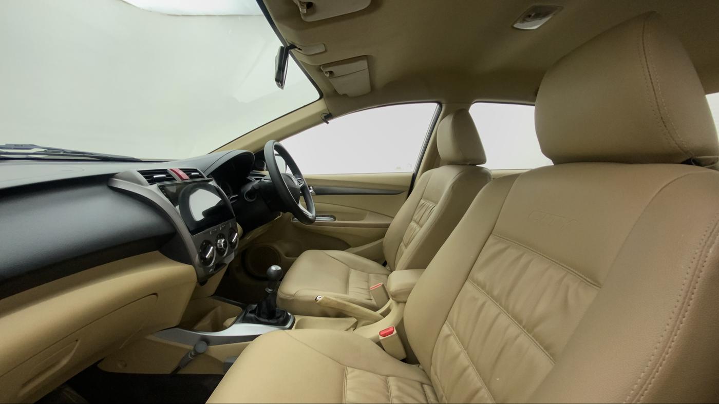2013 Honda City V MT PETROL, Petrol, Manual, 44,119 km, Right Side Front Door Cabin