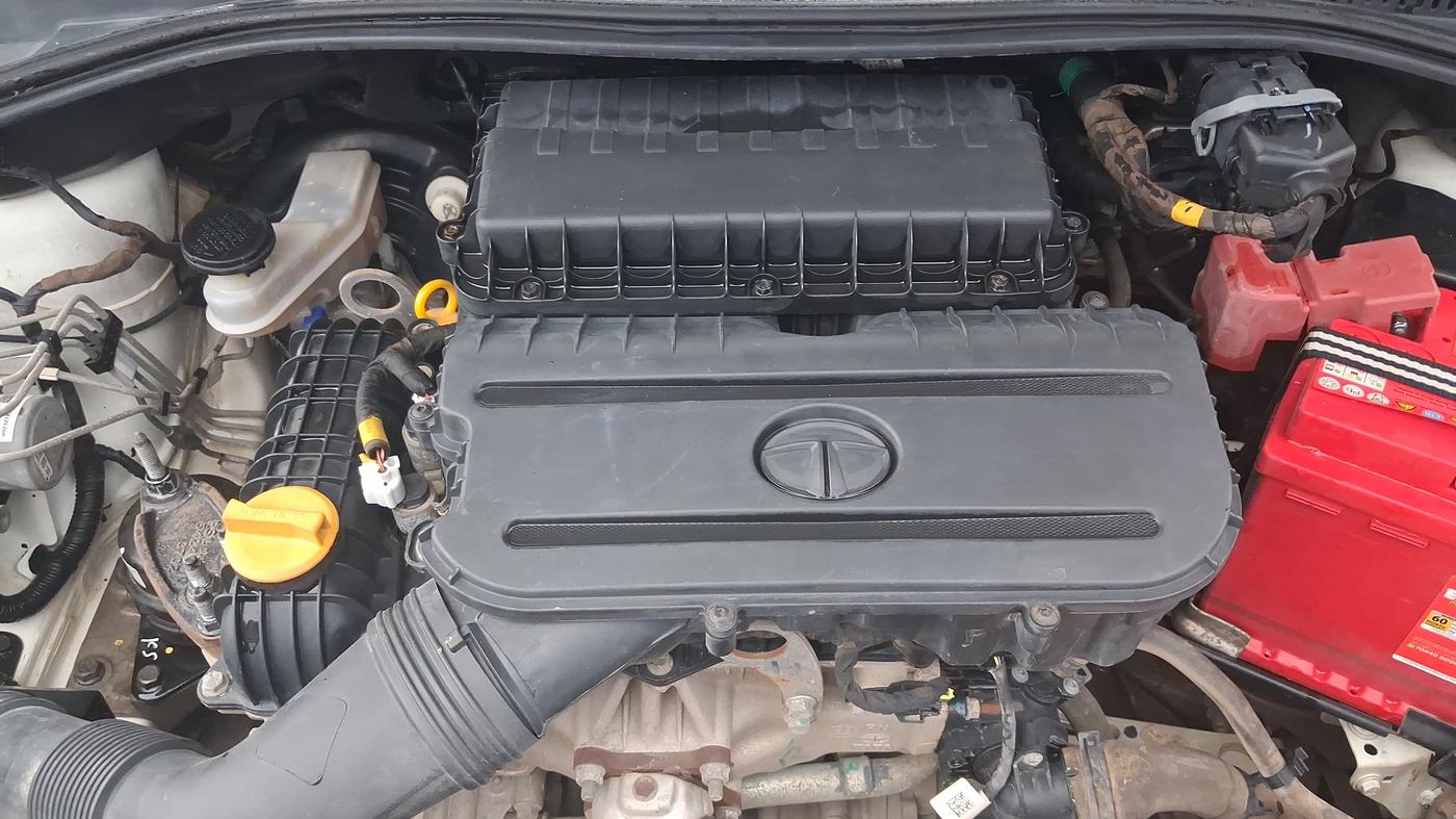 2024 Tata TIGOR XZ PLUS CNG LEATHERETTE PACK, CNG, Manual, 57,411 km, Engine View