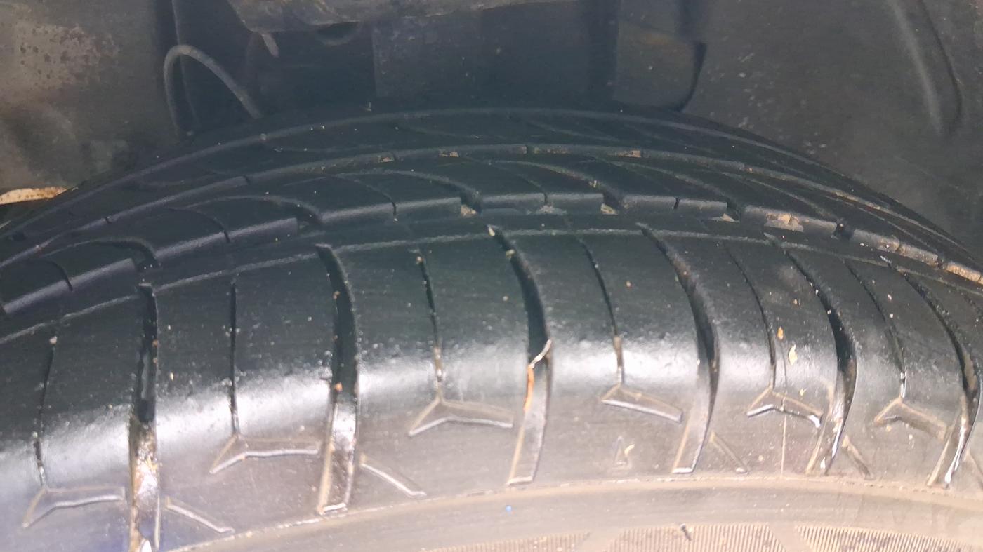 2024 Tata TIGOR XZ PLUS CNG LEATHERETTE PACK, CNG, Manual, 57,411 km, Left Front Tyre Tread