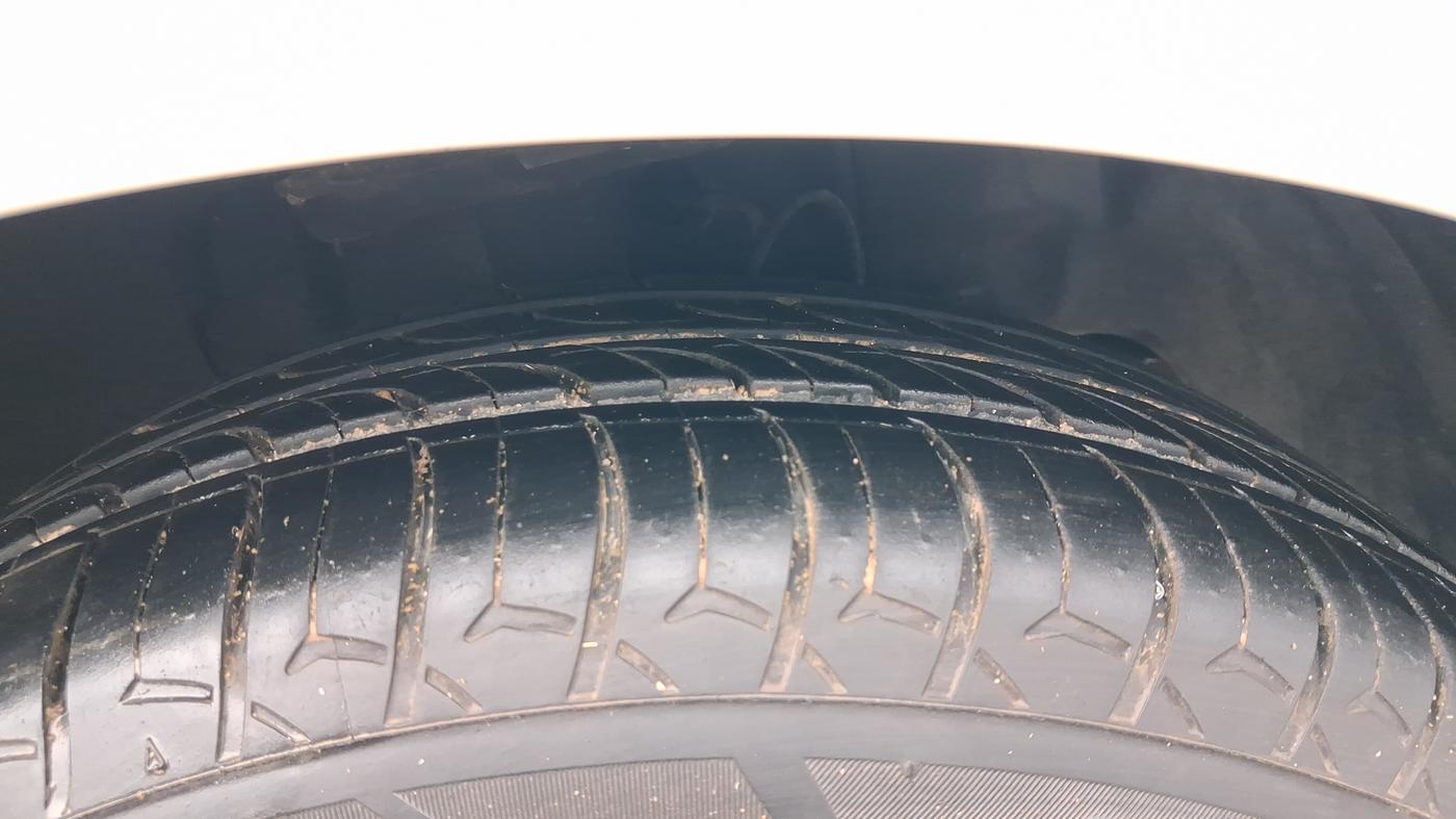 2024 Tata TIGOR XZ PLUS CNG LEATHERETTE PACK, CNG, Manual, 57,411 km, Right Front Tyre Tread