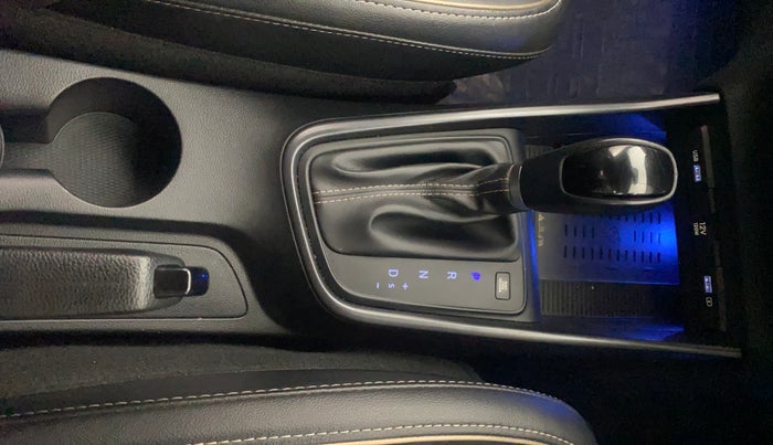 2021 Hyundai NEW I20 ASTA 1.0 GDI TURBO DCT, Petrol, Automatic, 21,968 km, Gear Lever