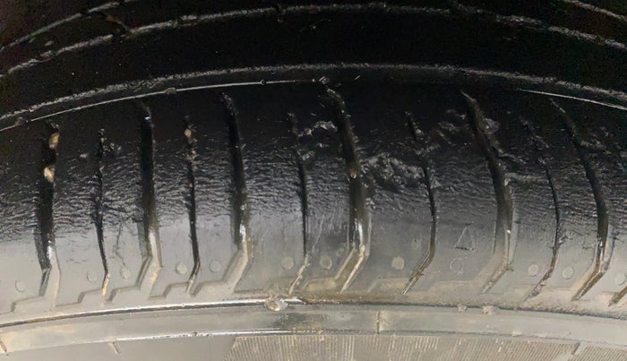 2021 Hyundai NEW I20 ASTA 1.0 GDI TURBO DCT, Petrol, Automatic, 21,968 km, Left Rear Tyre Tread