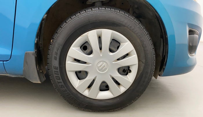 2013 Maruti Swift Dzire VXI, Petrol, Manual, 72,246 km, Right Front Wheel