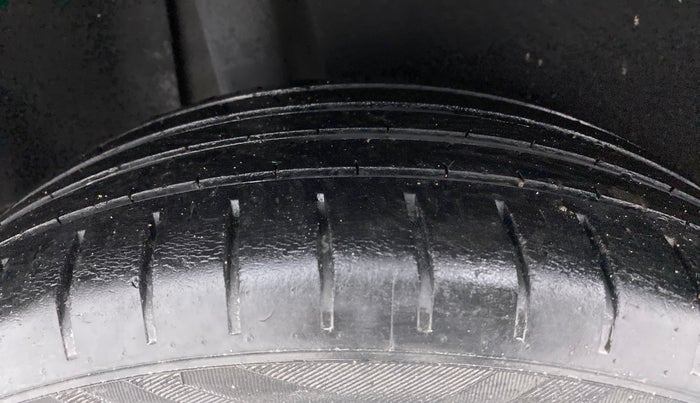 2019 Maruti Baleno ZETA PETROL 1.2, Petrol, Manual, 62,936 km, Right Rear Tyre Tread