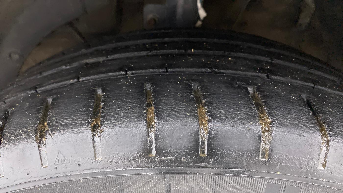 2019 Maruti Baleno ZETA PETROL 1.2, Petrol, Manual, 62,936 km, Left Front Tyre Tread