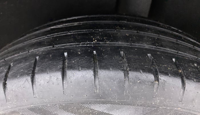 2019 Maruti Baleno ZETA PETROL 1.2, Petrol, Manual, 62,936 km, Left Rear Tyre Tread