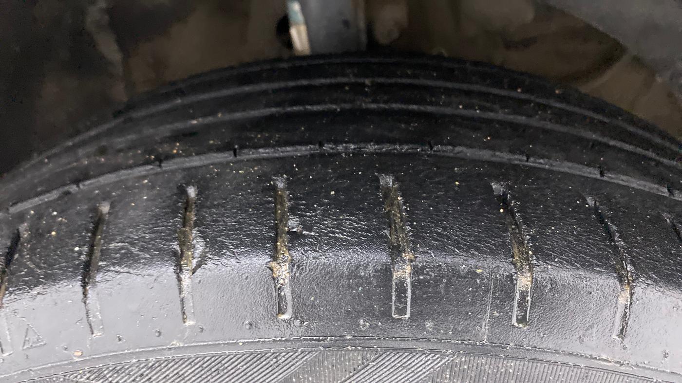 2019 Maruti Baleno ZETA PETROL 1.2, Petrol, Manual, 62,936 km, Right Front Tyre Tread