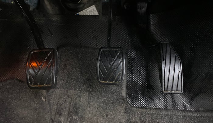 2019 Maruti Baleno ZETA PETROL 1.2, Petrol, Manual, 62,936 km, Pedals