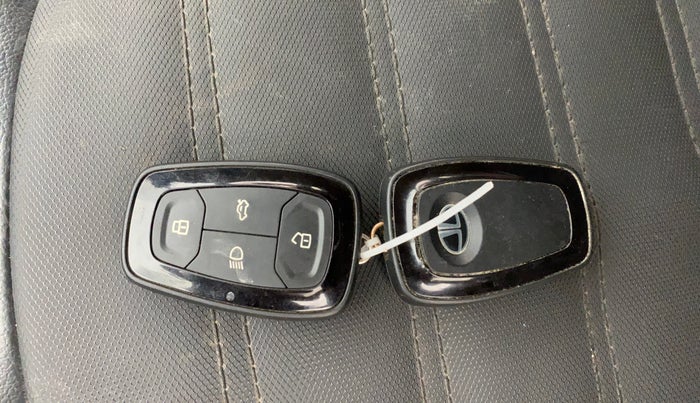 2018 Tata NEXON XZ PLUS DIESEL, Diesel, Manual, 71,026 km, Key Close Up