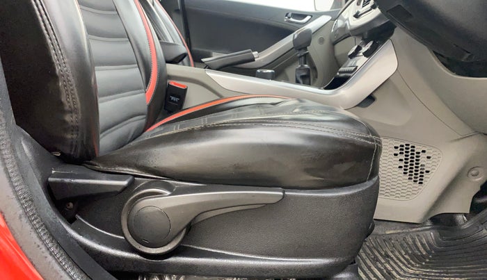 2018 Tata NEXON XZ PLUS DIESEL, Diesel, Manual, 71,026 km, Driver Side Adjustment Panel