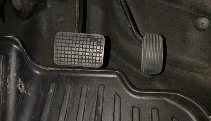 2024 Tata Tiago XTA PETROL, Petrol, Automatic, 10,806 km, Pedals