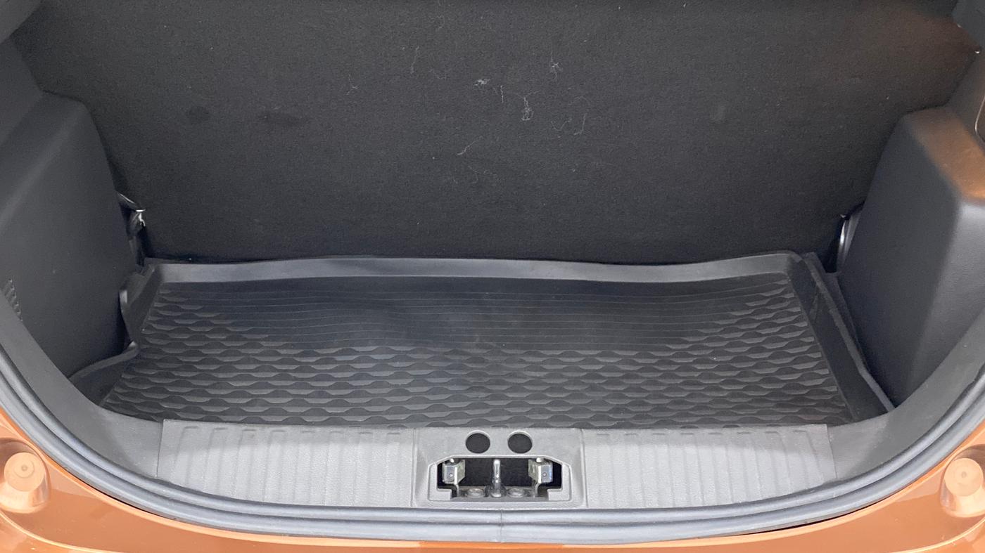 2019 Ford FREESTYLE TITANIUM 1.5 DIESEL, Diesel, Manual, 60,765 km, Boot Inside