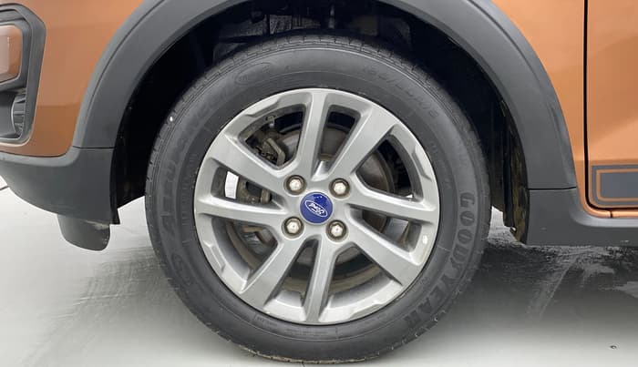 2019 Ford FREESTYLE TITANIUM 1.5 DIESEL, Diesel, Manual, 60,765 km, Left Front Wheel