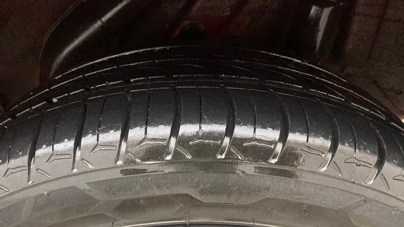 2017 Hyundai Verna 1.6 VTVT SX O, Petrol, Manual, 61,610 km, Left Rear Tyre Tread