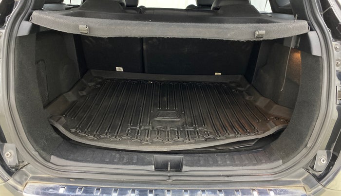 2022 Tata Harrier XZA PLUS 2.0L, Diesel, Automatic, 89,355 km, Boot Inside