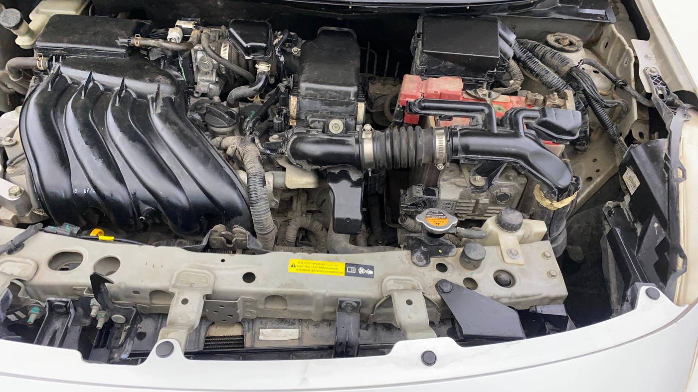 2014 Renault Scala RXL PETROL AT, Petrol, Automatic, 95,056 km, Engine View - Left