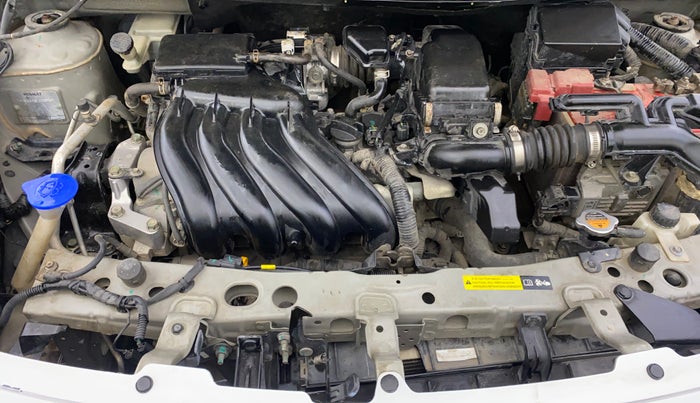 2014 Renault Scala RXL PETROL AT, Petrol, Automatic, 95,056 km, Engine View