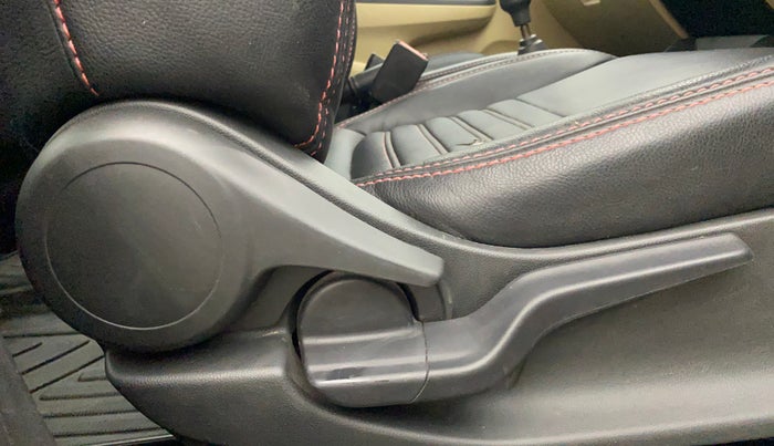 2018 Honda Amaze 1.2L I-VTEC VX, Petrol, Manual, 51,564 km, Driver Side Adjustment Panel