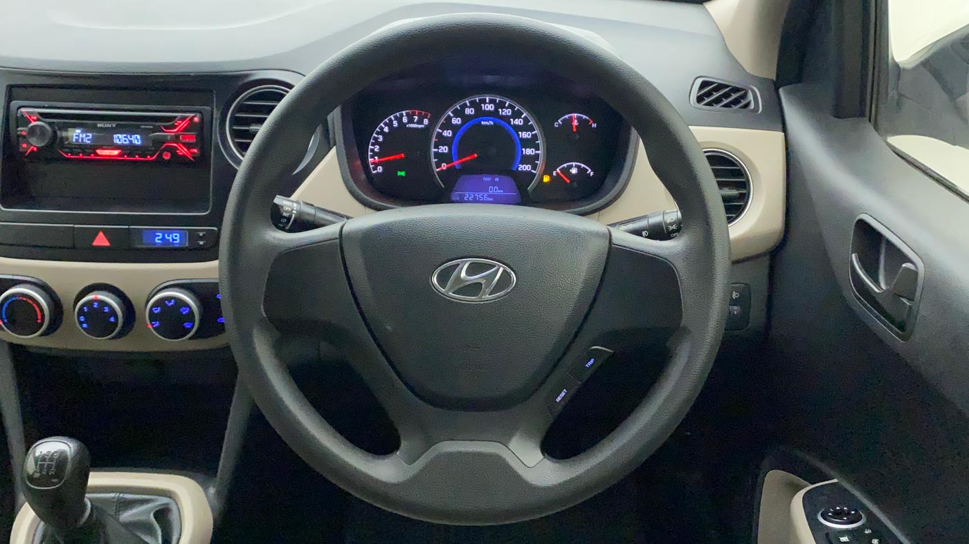 2016 Hyundai Grand i10 MAGNA 1.2 KAPPA VTVT, Petrol, Manual, 22,836 km, Steering Wheel Close Up