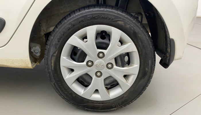 2016 Hyundai Grand i10 MAGNA 1.2 KAPPA VTVT, Petrol, Manual, 22,836 km, Left Rear Wheel