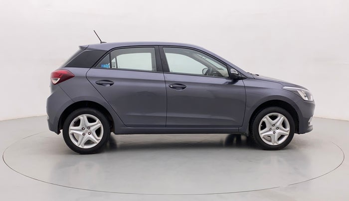 2017 Hyundai Elite i20 ASTA 1.2, Petrol, Manual, 14,694 km, Right Side View