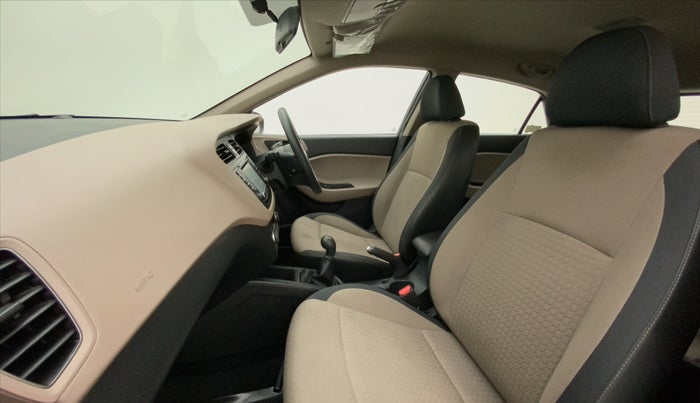 2017 Hyundai Elite i20 ASTA 1.2, Petrol, Manual, 14,694 km, Right Side Front Door Cabin
