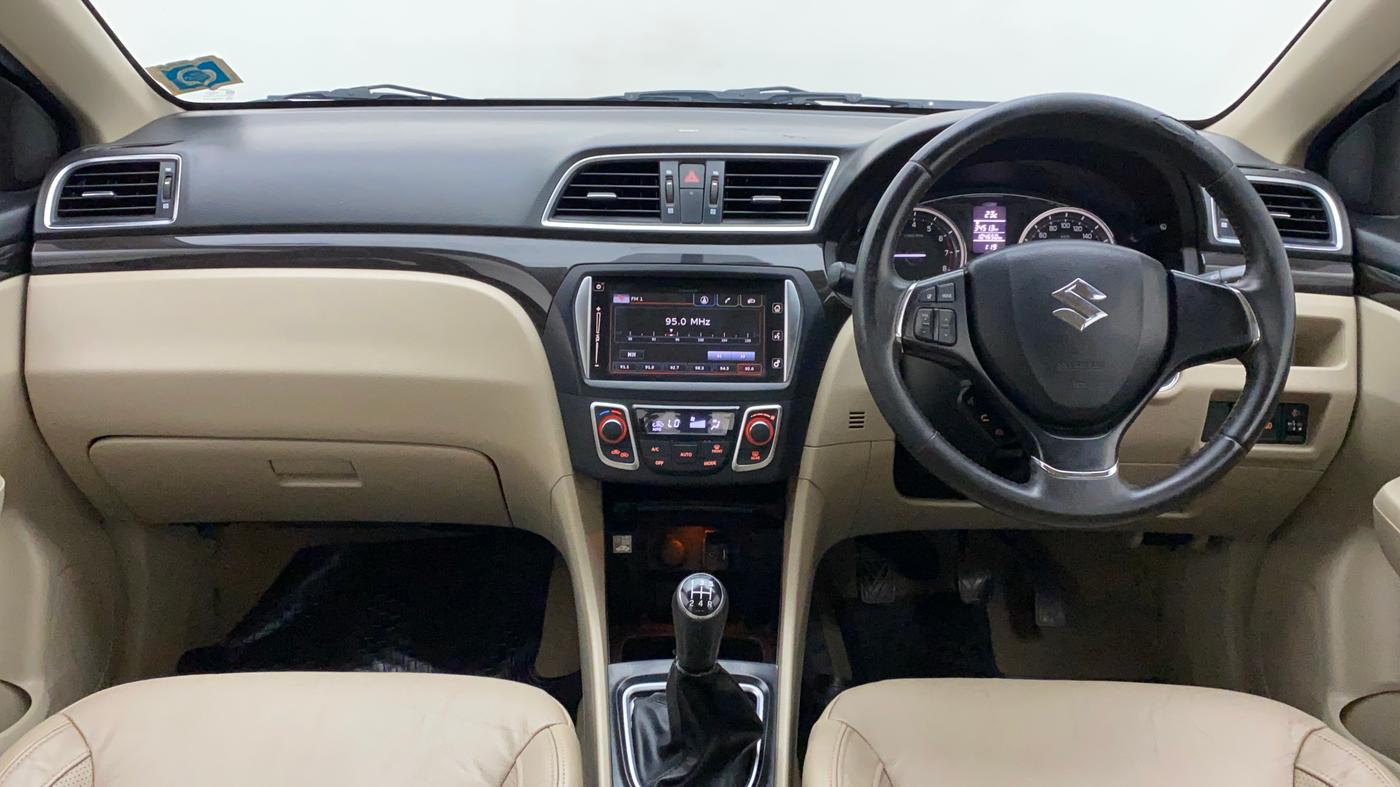 2015 Maruti Ciaz ZXI+, Petrol, Manual, 1,04,650 km, Dashboard