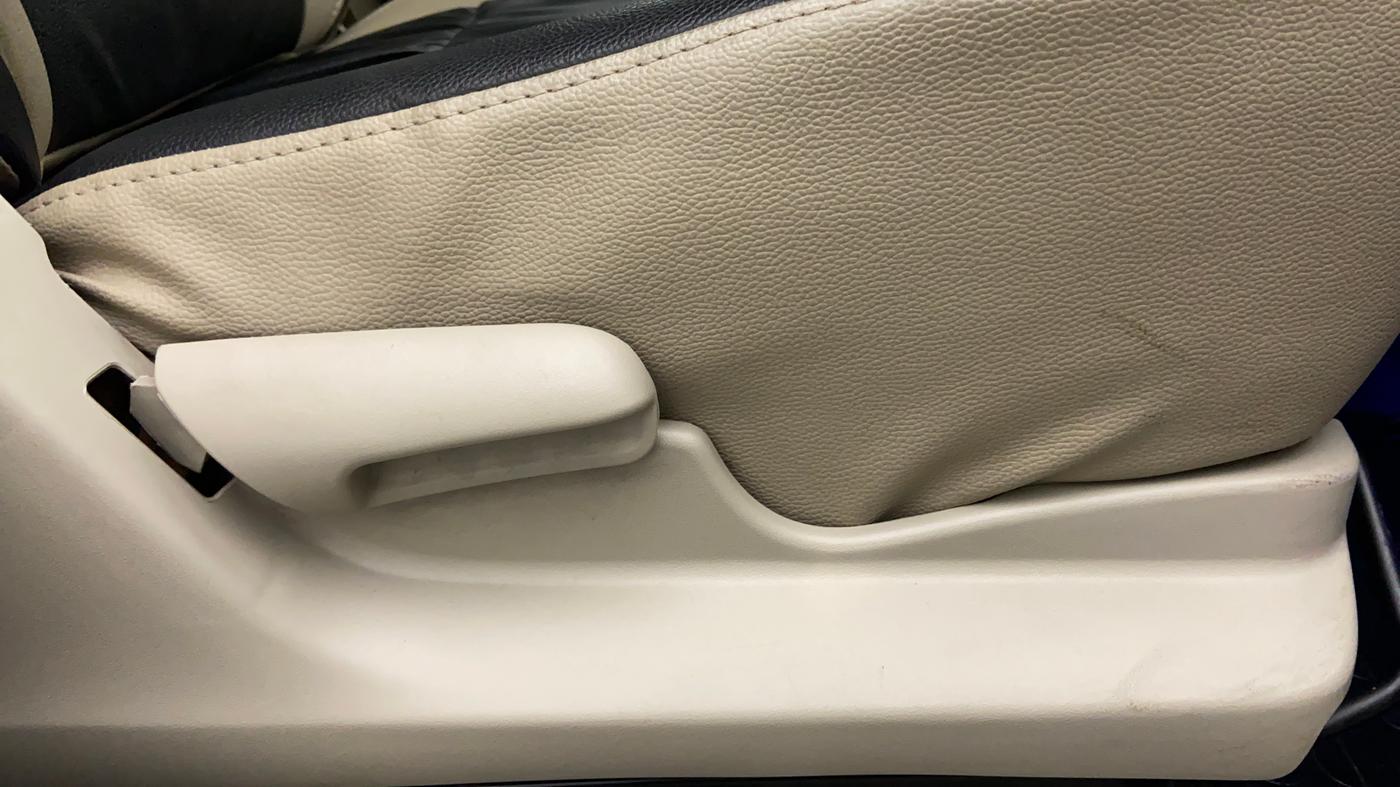 2018 Maruti Celerio VXI CNG OPT, CNG, Manual, 51,066 km, Driver Side Adjustment Panel