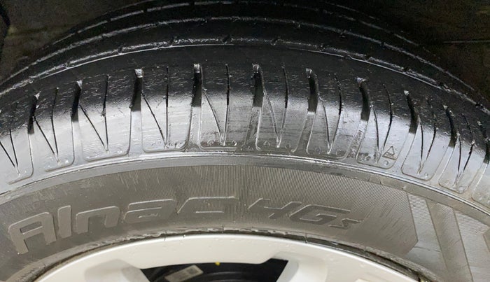 2021 KIA SONET HTX 1.0 IMT, Petrol, Manual, 20,671 km, Right Rear Tyre Tread