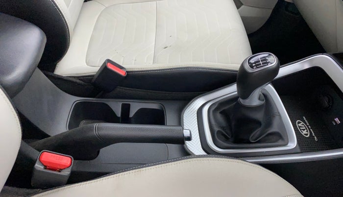 2021 KIA SONET HTX 1.0 IMT, Petrol, Manual, 20,671 km, Gear Lever