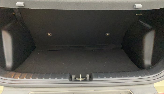 2021 KIA SONET HTX 1.0 IMT, Petrol, Manual, 20,671 km, Boot Inside