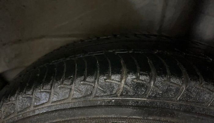 2019 Maruti New Wagon-R VXI (O) 1.0 AMT , Petrol, Automatic, 47,455 km, Left Rear Tyre Tread