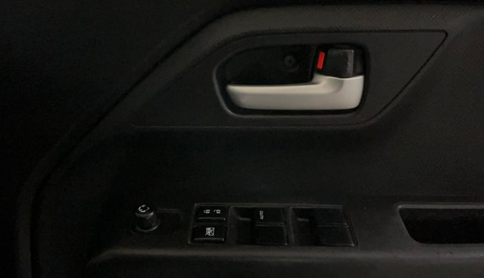 2019 Maruti New Wagon-R VXI (O) 1.0 AMT , Petrol, Automatic, 47,455 km, Driver Side Door Panels Control