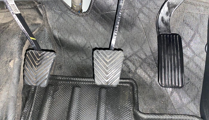 2021 KIA SELTOS HTE 1.5 PETROL, Petrol, Manual, 18,172 km, Pedals