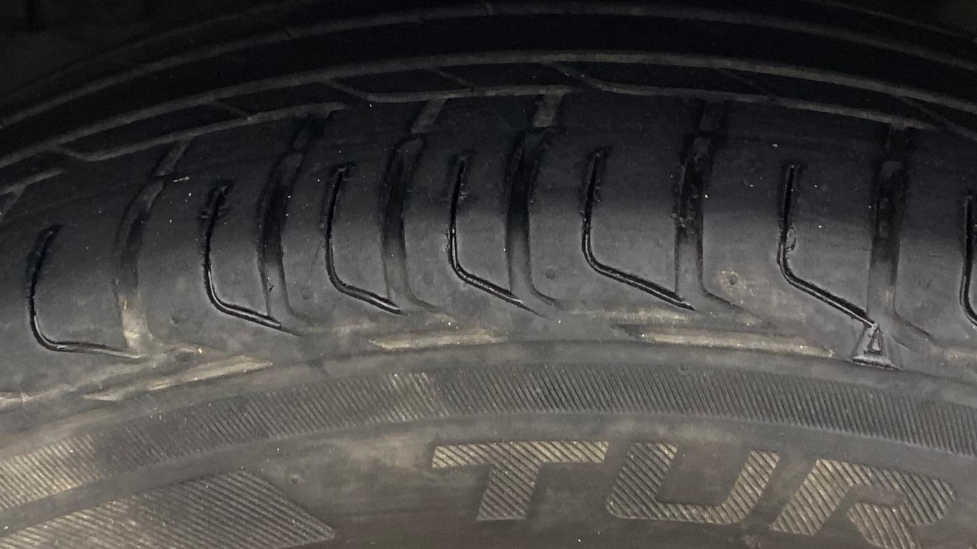 2023 Tata NEXON XE PETROL, Petrol, Manual, 26,542 km, Left Front Tyre Tread
