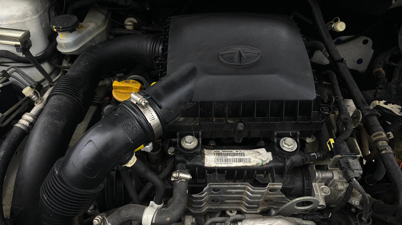 2023 Tata NEXON XE PETROL, Petrol, Manual, 26,542 km, Engine View