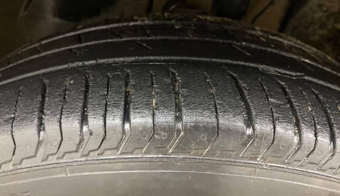 2023 Tata PUNCH PURE MT, Petrol, Manual, 41,686 km, Left Front Tyre Tread