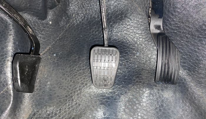2023 Tata PUNCH PURE MT, Petrol, Manual, 41,686 km, Pedals