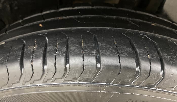 2023 Tata PUNCH PURE MT, Petrol, Manual, 41,686 km, Left Rear Tyre Tread