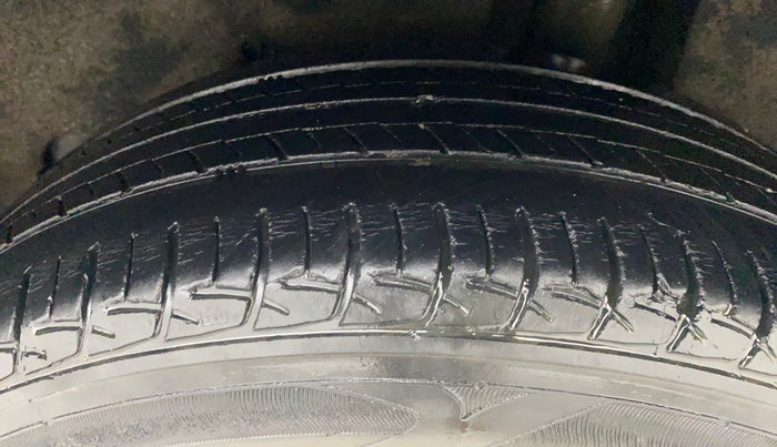 2018 Maruti Baleno DELTA PETROL 1.2, Petrol, Manual, 61,296 km, Left Rear Tyre Tread