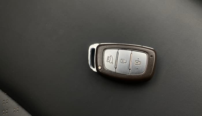 2018 Hyundai Creta SX PLUS AT 1.6 PETROL, Petrol, Automatic, 60,760 km, Key Close Up